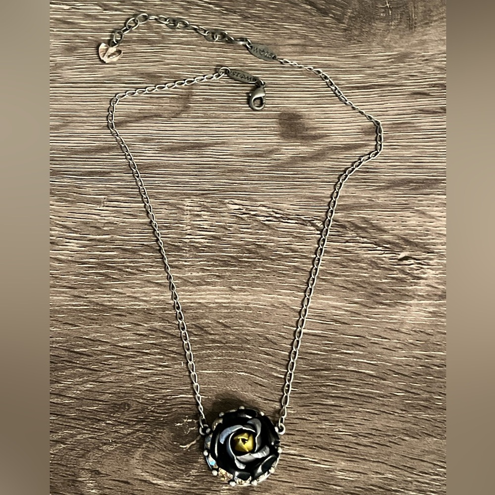 Sabika Brocade Rose Necklace - Winter 2015